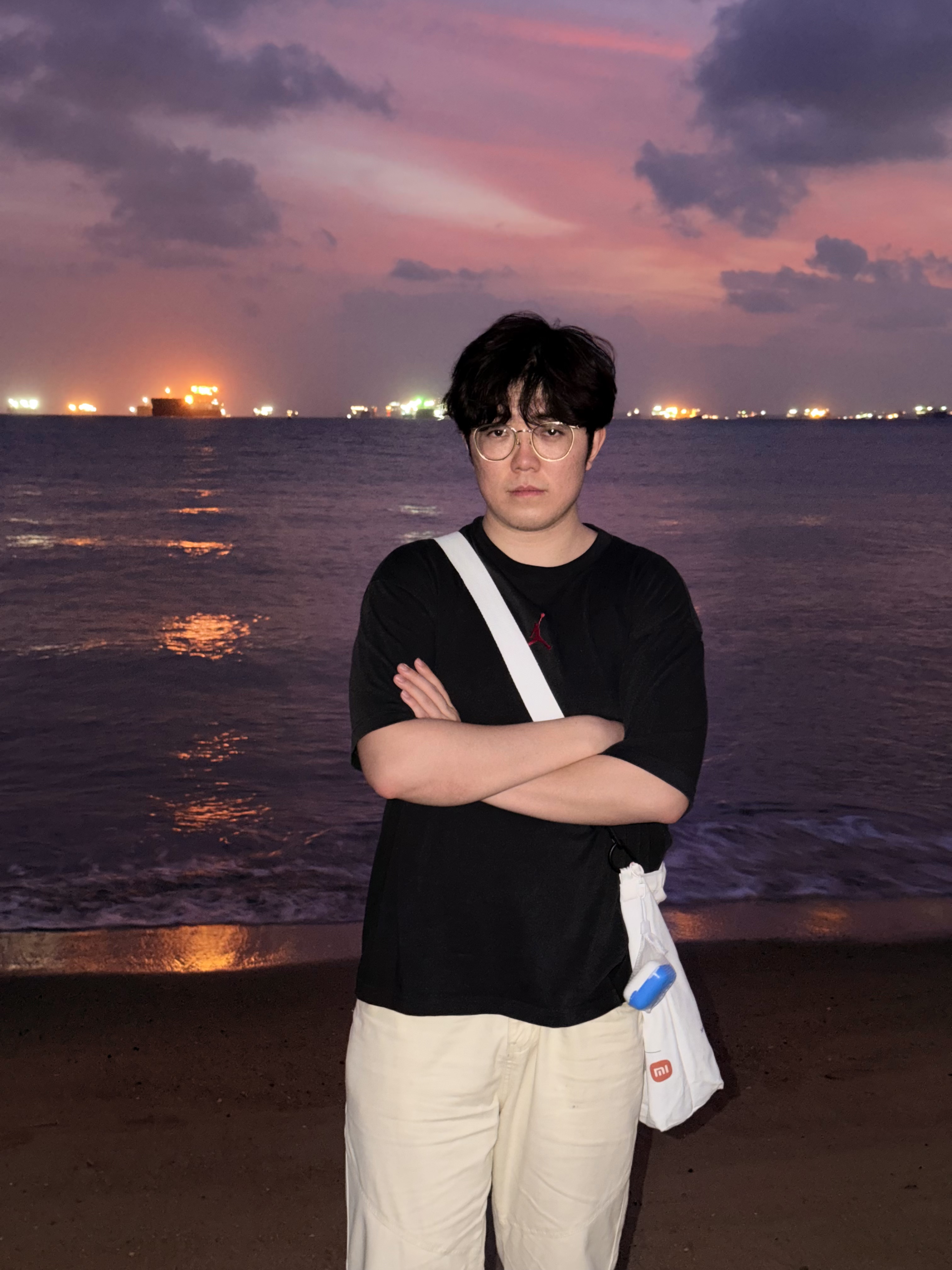 Lingyu Zhou